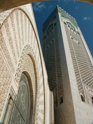 Casablanca 022 - Minaret de la mosquee Hassan II - Maroc