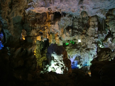 Baie d Along - 089 - Interieur Grotte - Vietnam