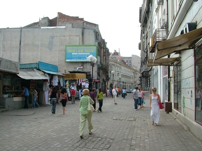 Roumanie - Bucarest 034 - Rue pietonne