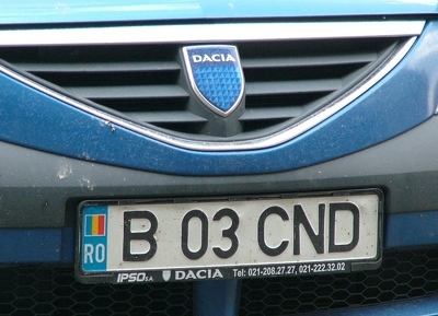 Roumanie - Bucarest 037 - Voiture Dacia